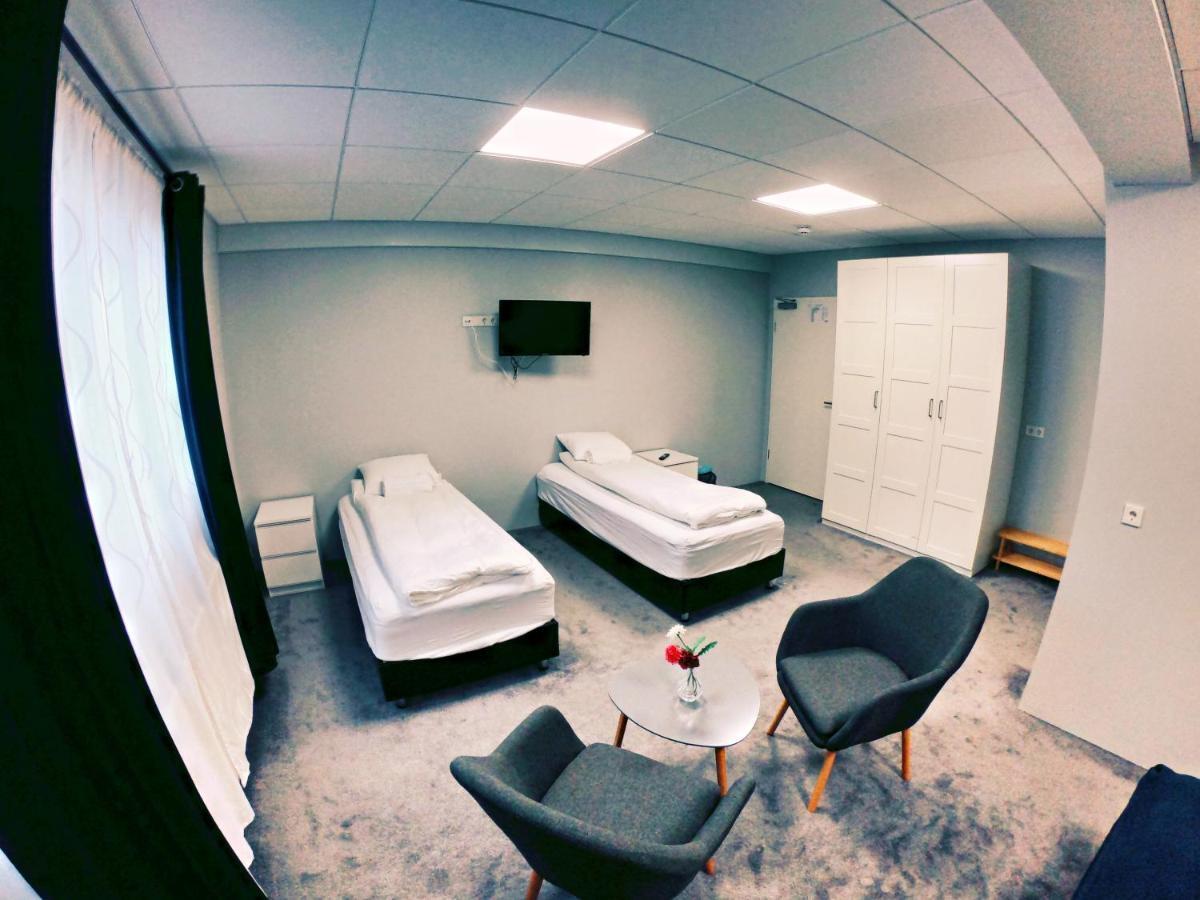 Hotel Tjarna Njarthvik ภายนอก รูปภาพ